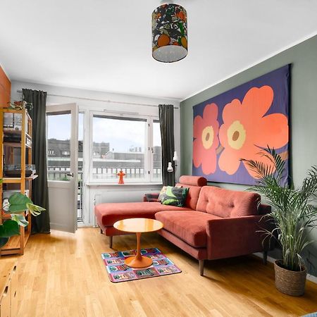 Апартаменты Wehost Spacious Traveller'S Hq Above Metro @Vilhonvuorenkuja 16 Хельсинки Экстерьер фото